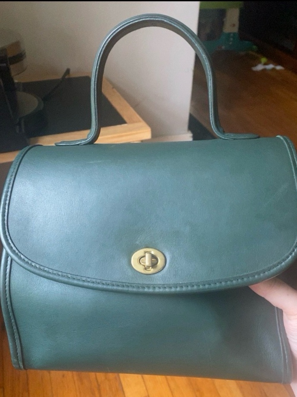 Vintage 1996 Coach Manor Bag 9977 – Hunter Green Leather – Made in USA